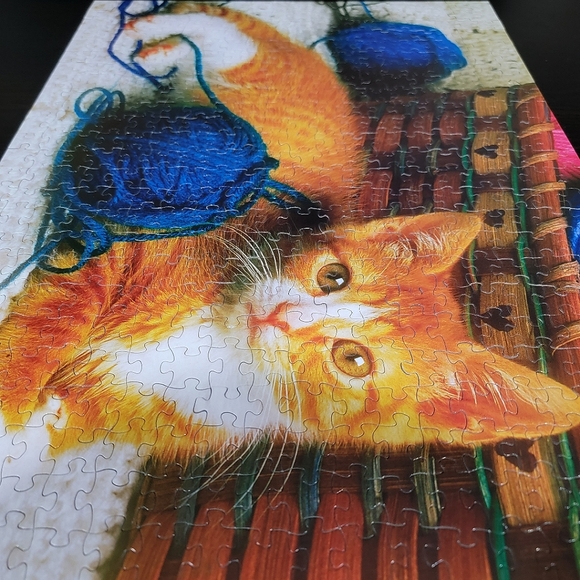 Sure-Lox Tabby Cat with Yarn 500 Piece Jigsaw Puzzle with Back image - Picture 5 of 9
